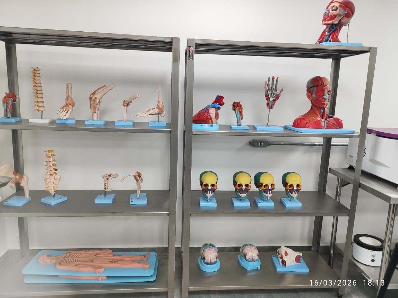 Laboratório de Farmácia e Biomedicina